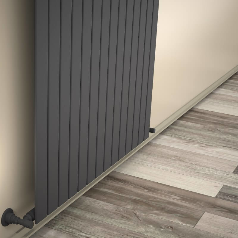 Type 10V Decorative Radiator 600x1032 Anthracite 